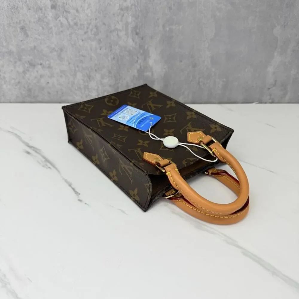 Louis Vuitton Women Pre-Loved Bag Very Good Condition